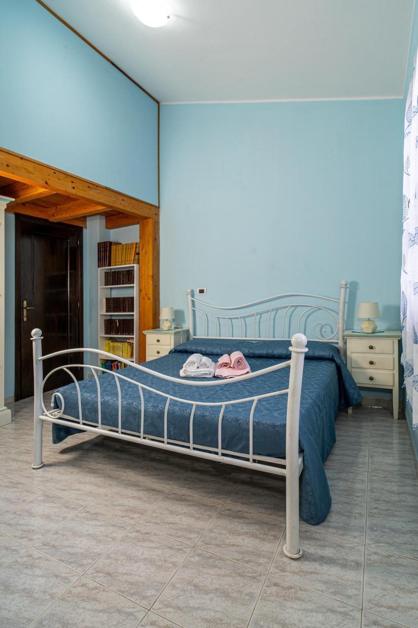 Casa Vacanze Cala Sapone Sant'Antioco Ngoại thất bức ảnh